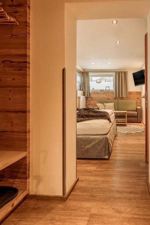 Fortuna Apart Hotel B&B Ischgl Exteriör bild
